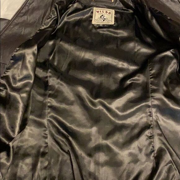 Black leather jacket  - Picture 6 of 7